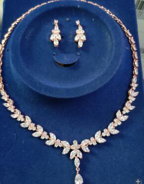 Gold-plated bridal earrings and necklace