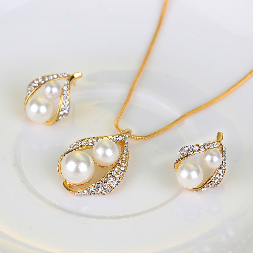 Jewelry set for weddings and gifts