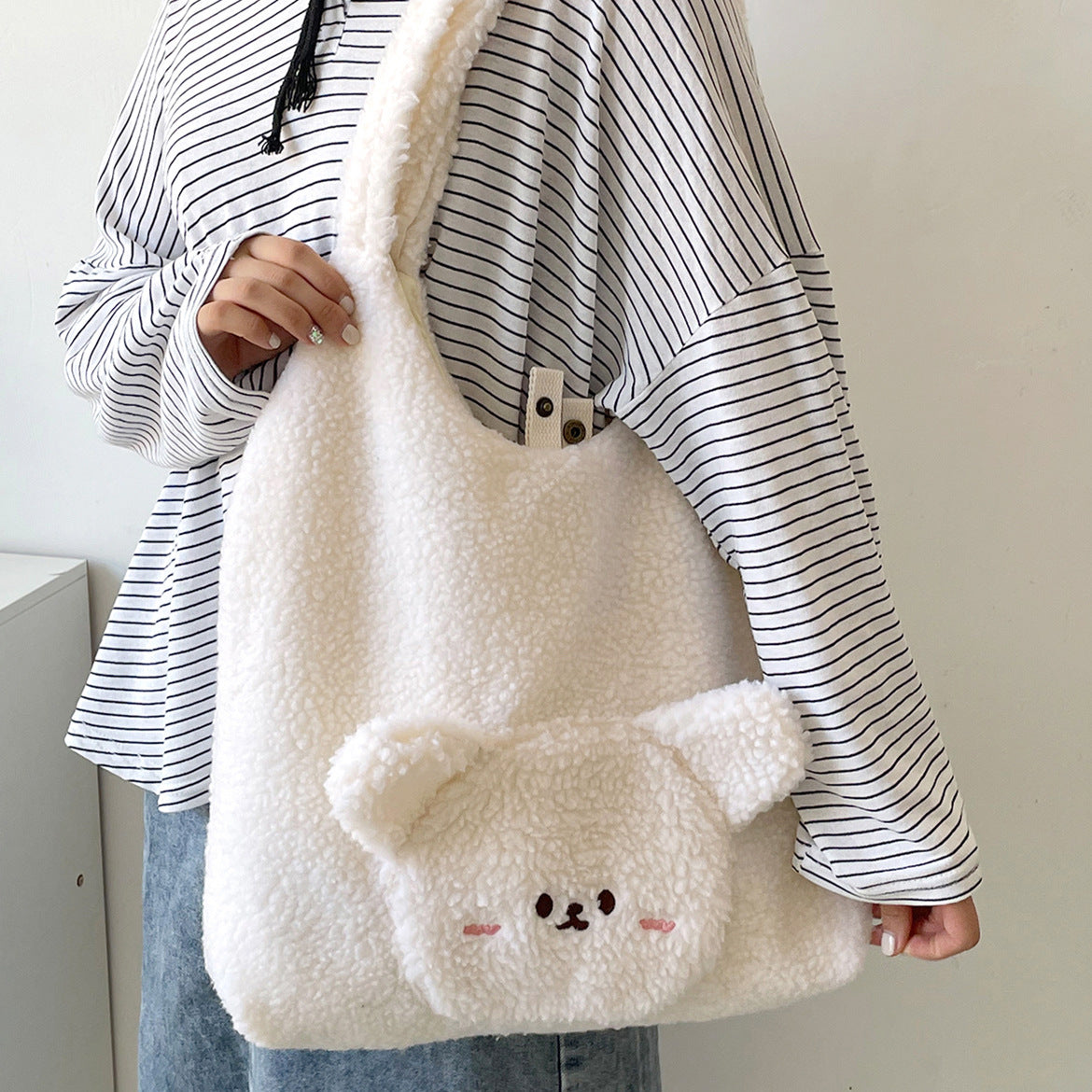 Personalized Bag For Women 3D Cartoon Bear Lamb Wool Shoulder Bag Winter High Capacity Daily Shopping Bags Girls College Style Handbags - Fashioinista