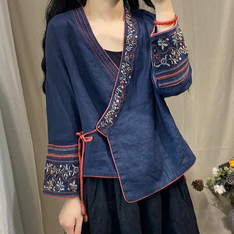 Elevate Style with Vintage Women's Cheongsam Top - Fashioinista