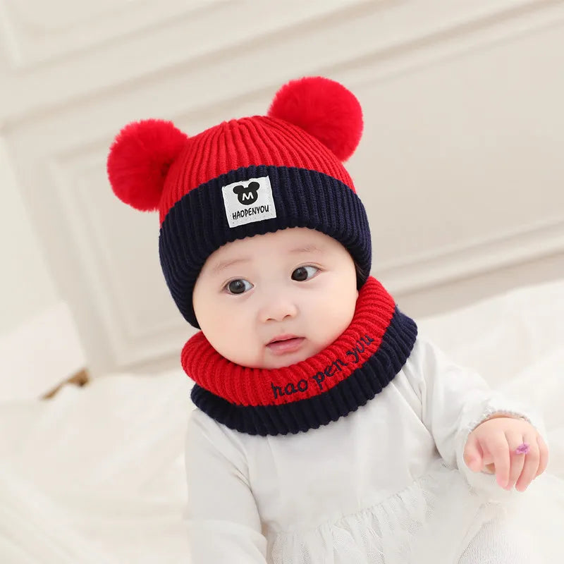 Bear knit baby hat and scarf two piece set - view 6