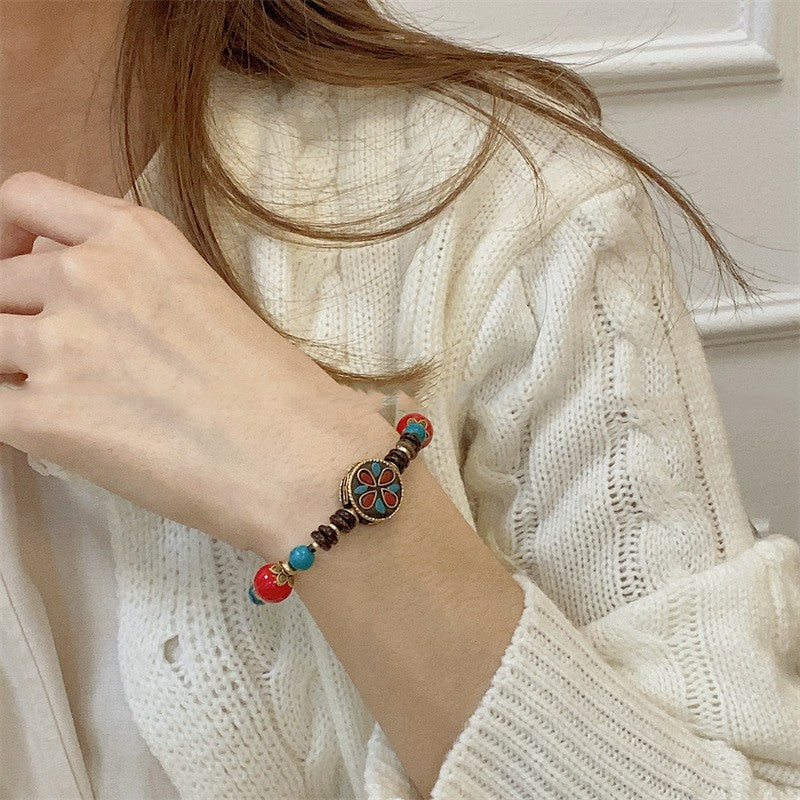 Retro Bead Bracelet With A Sense Of Luxury And Niche Appeal - Fashioinista