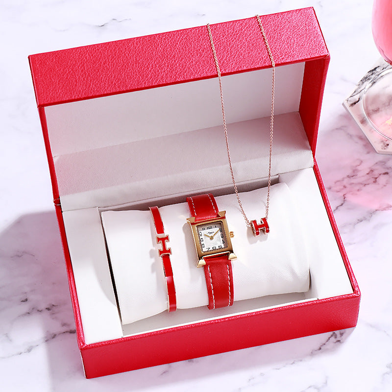 Valentine's Day gifts for ladies watches - Fashioinista