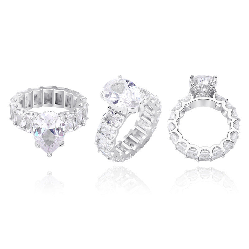 Luxury Fashion Iced Out Bling Water Drop Pinky Baguette Finger Rings For Girls Women Charm Engagement Jewelry Gifts