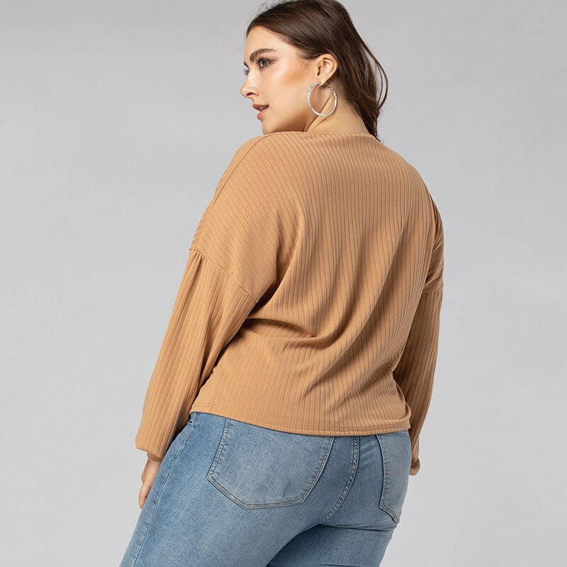 Plus Size Tops for Women - Fashioinista