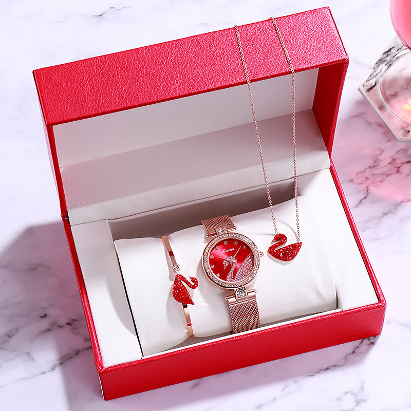 Valentine's Day gifts for ladies watches - Fashioinista