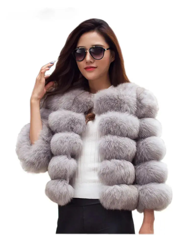 Mink Coat | Fluffy Faux Fur - Fashioinista