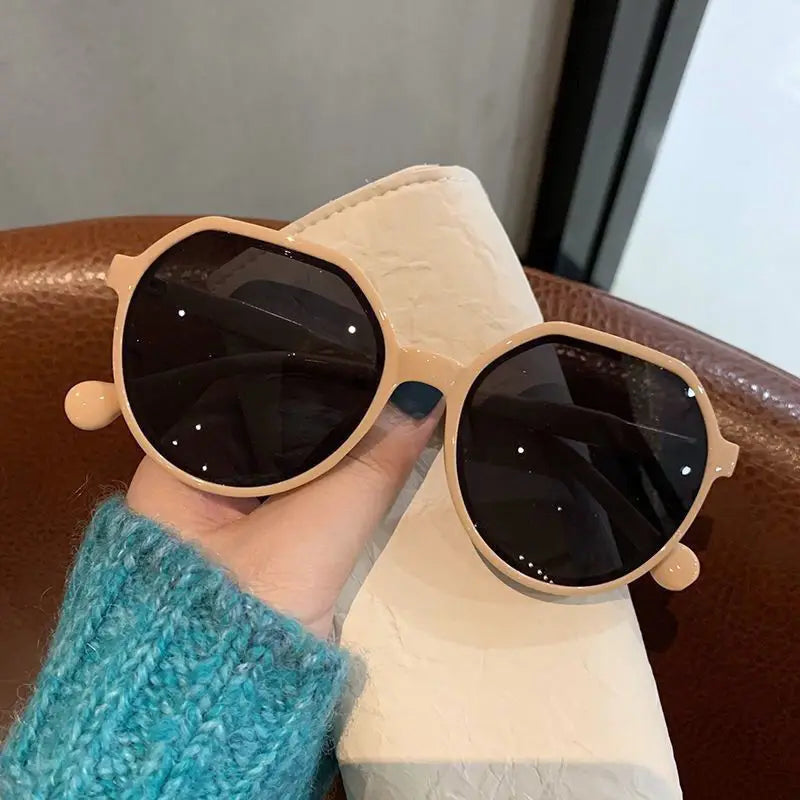 Big frame oversized goggle style sunglasses - view 3