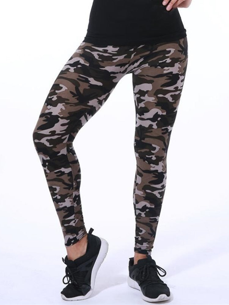 Stylish Camo Graffiti Leggings - Fashioinista