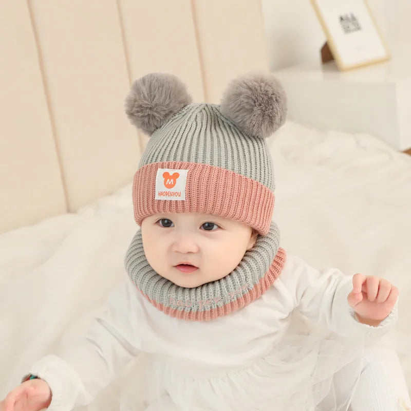 Bear knit baby hat and scarf two piece set - view 8