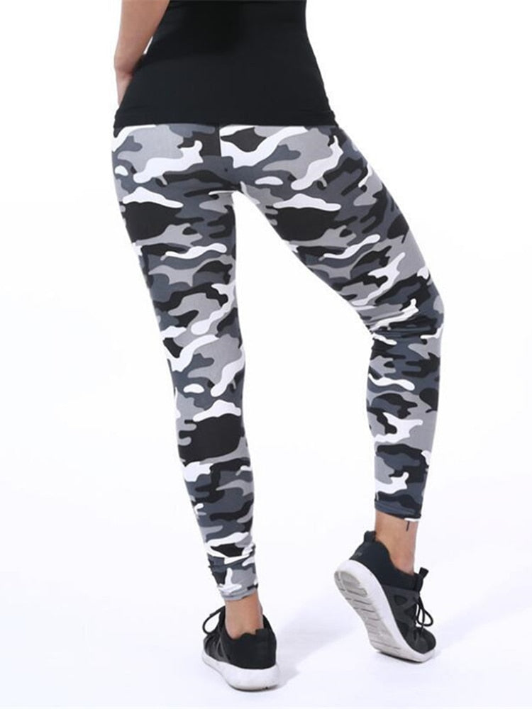 Stylish Camo Graffiti Leggings - Fashioinista