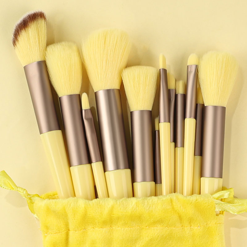 Flawless Makeup Brushes