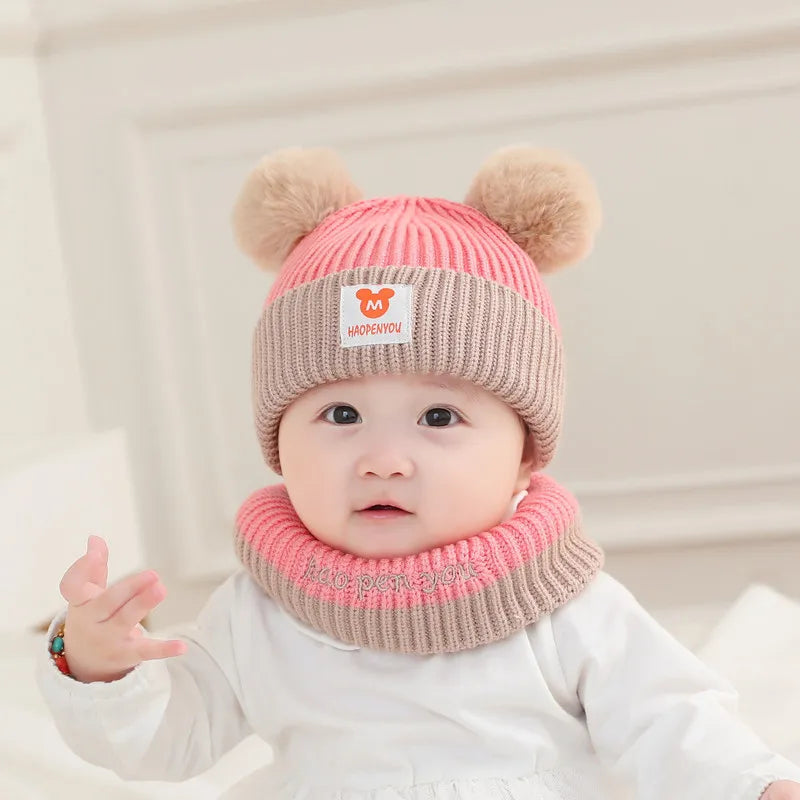 Bear knit baby hat and scarf two piece set - view 11
