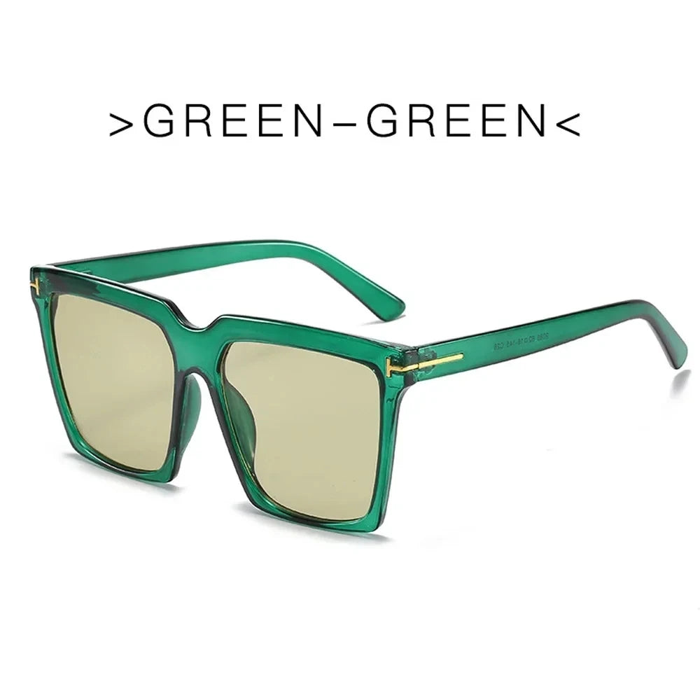 Oversized square sunglasses with gradient UV400 lenses - view 12